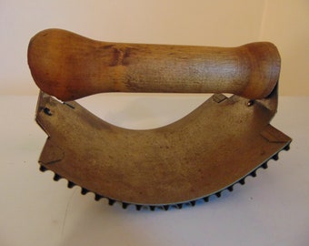 Vintage Iron Hand Fluter With Wooden Handle, No Base, 1930's -Vintage Pleating Iron -Vintage Crimper Iron -Vintage Ruffling Iron -Industrial