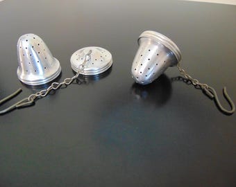 Vintage 1960&#39;s Set Of 2 Small Acorn Shaped Tea Strainers/Infusers With Chains & Hooks, Aluminum - Vintage Acorn Tea Strainer - Tea Infuser