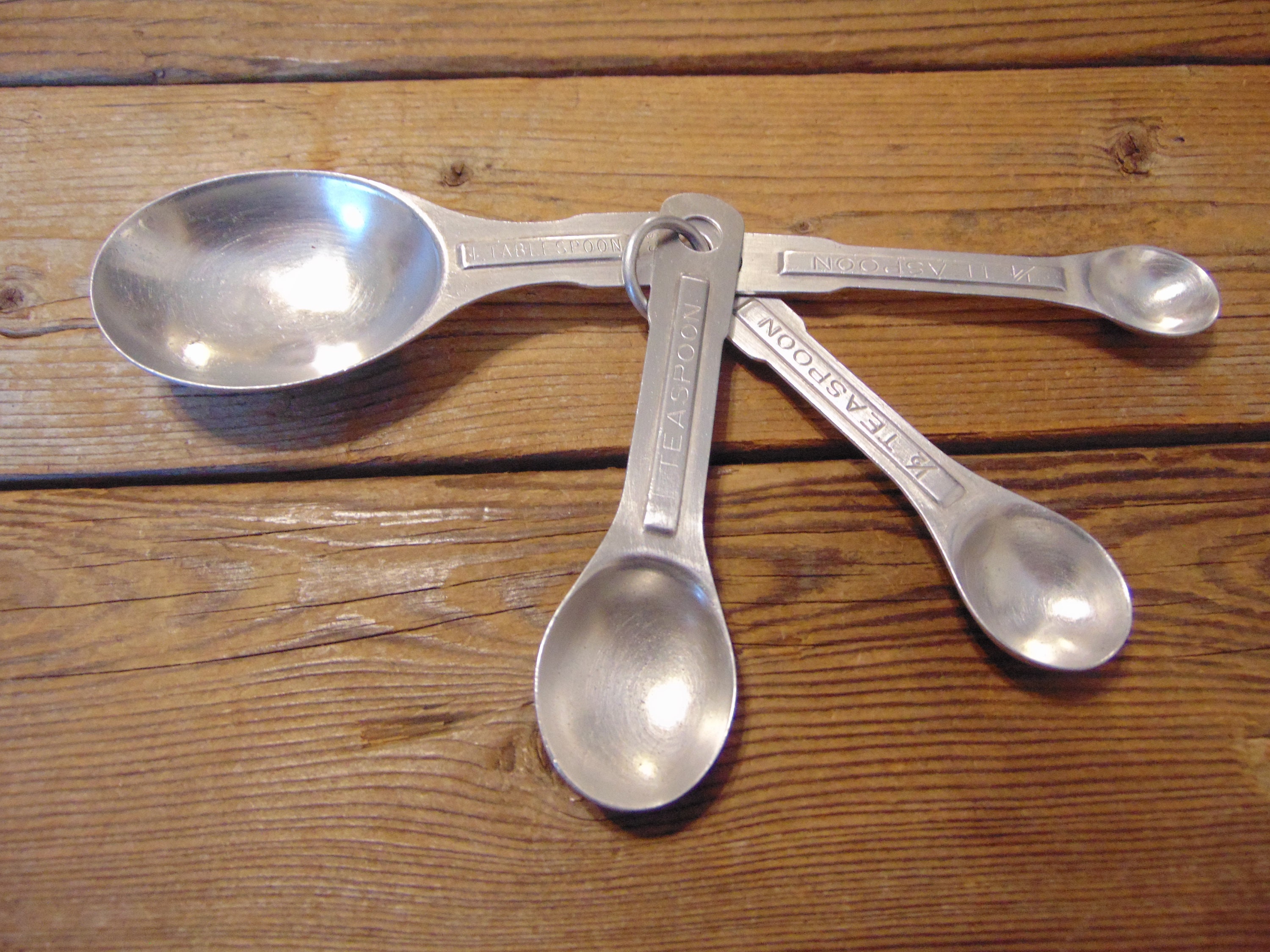 Vintage Set of Metal Measuring Spoons 1980s Tablespoon, Teaspoon Set of 4 