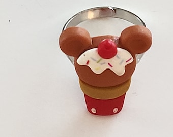 Mickey mouse ring/Beadiebracelet