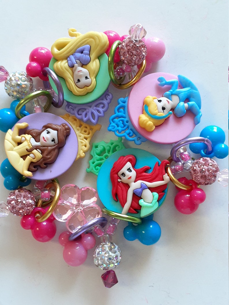 Disney princess braceletBeadiebracelet