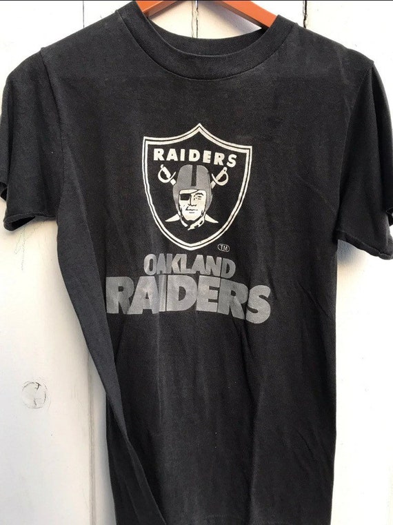 Retro Oakland Raiders tee