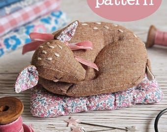 Sleepy Deer Ornament Pincushion Sewing Pattern PDF - Woodland Animal Sewing Pattern - Fabric Fawn - Desk Companion