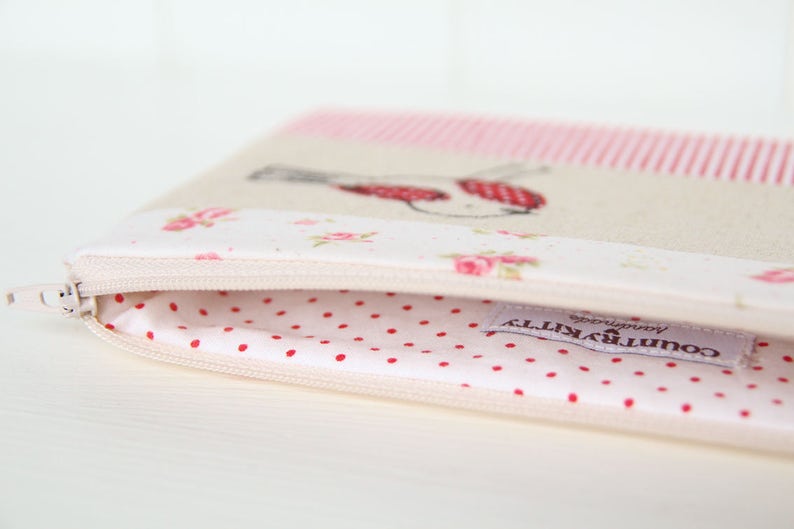 red and ecru pencil case zakka style Sweet robin bird pouch