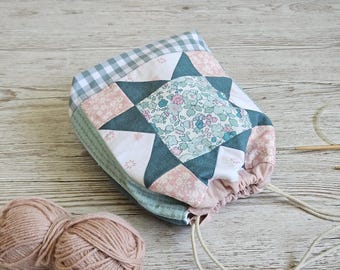 Medium Quilted Project Bag – Patchwork Drawstring Pouch for Knitting & Crochet – Handmade Mint Floral Project Bag – Toiletries bag