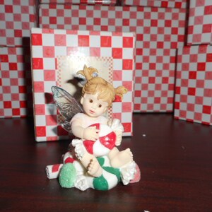 Enesco My Little Kitchen  113346 &quot;Sweet Bon Bon Fairie&quot; w/ candy