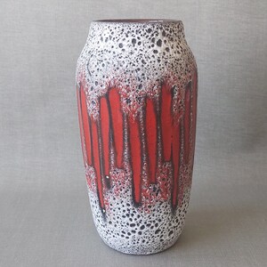 Fat Lava Scheurich 'Lora' vase, 21 cm tall image 3