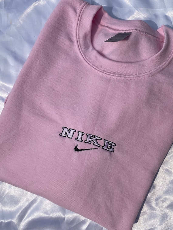 baby pink nike sweatshirt