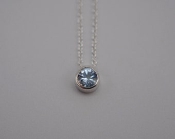 Birthstone Necklace: Round Aquamarine, Bezel, Silver, Cable Chain