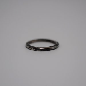 Mokume Gane Ring Band: Silver and Shibuichi, Twist Pattern, Thin Width