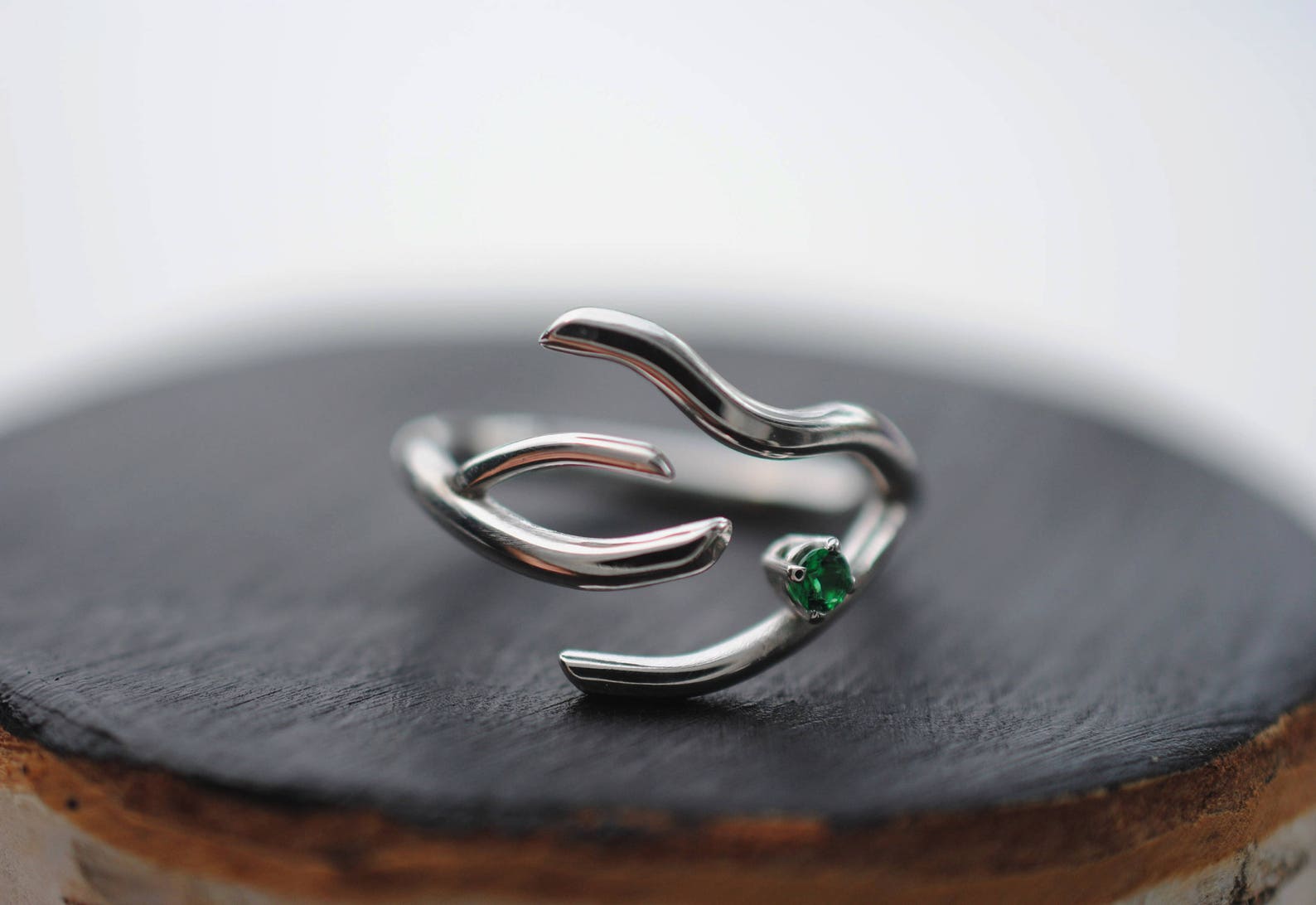 Branch Rhodium Thicker Roots Ring With Emerald Gemstone - Etsy