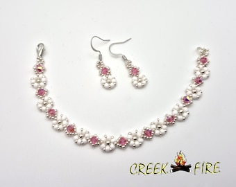 Native American Handmade Seed Bead Daisey Flowers Beaded Bracelet and Earrings Set