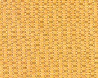Honey Lavender by Deb Strain   56085 14 Gorgeous Honeycomb  Print Gold