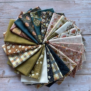 22 Fat Quarter Bundle Moda  Quaint Cottage  by Gingiber