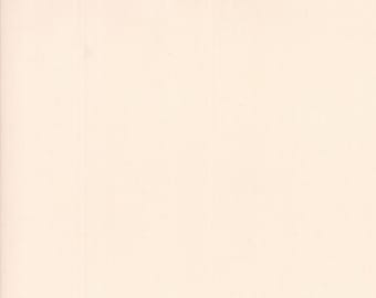 Moda Bella Solid  9900 26   Pale Pink