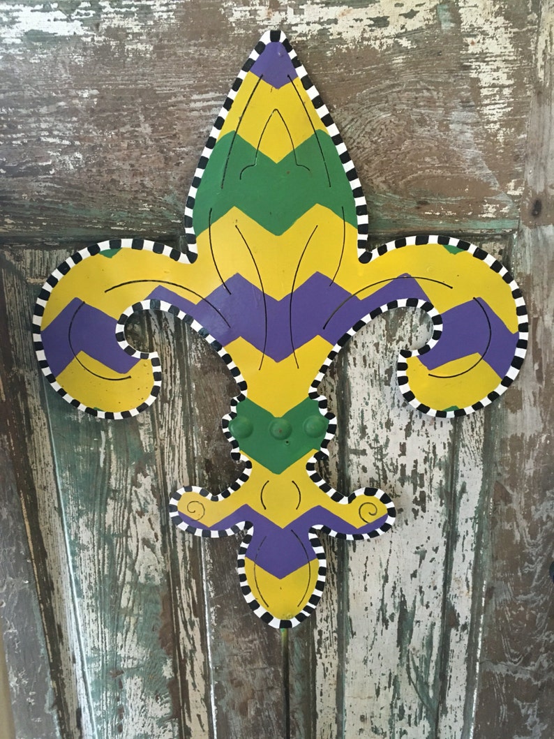 mardi gras wooden signs