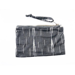 Negro Ikat flecha raya pequeña bolsa de cremallera- monedero de moneda- monedero negro