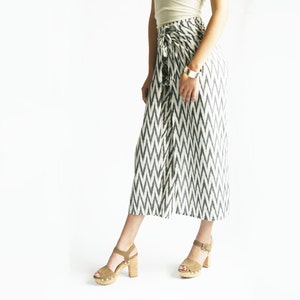 Wide Leg Pants- White Grey Zig Zag Stripe- Cotton Wrap Pants- Palazzo Pants- Yoga Pants- Handwoven Ikat Fair Trade- One Size