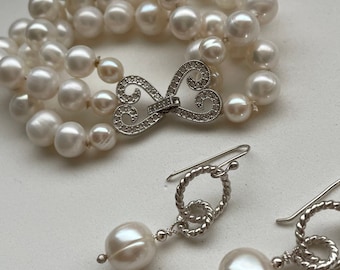 Pearl Jewelry Set: Freshwater Pearl Bracelet and Earrings, Bridal Gift