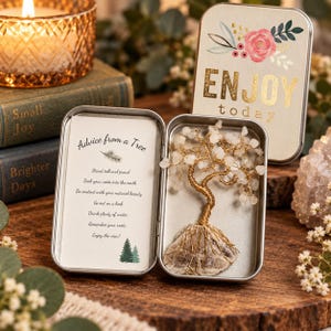 Mini-Mondstein-Kristallbaum in der Dose • Tragbarer Taschenaltar • Einzigartige, inspirierende Geschenke • Dekoration für Meditations- und Reisealtar • Schreibtisch