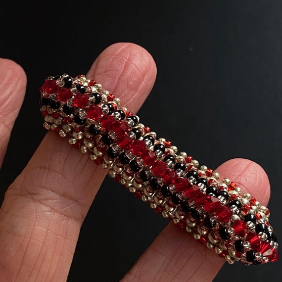 Dramatic & Sleek-looking Art Deco Ruby Red, Black… - image 6