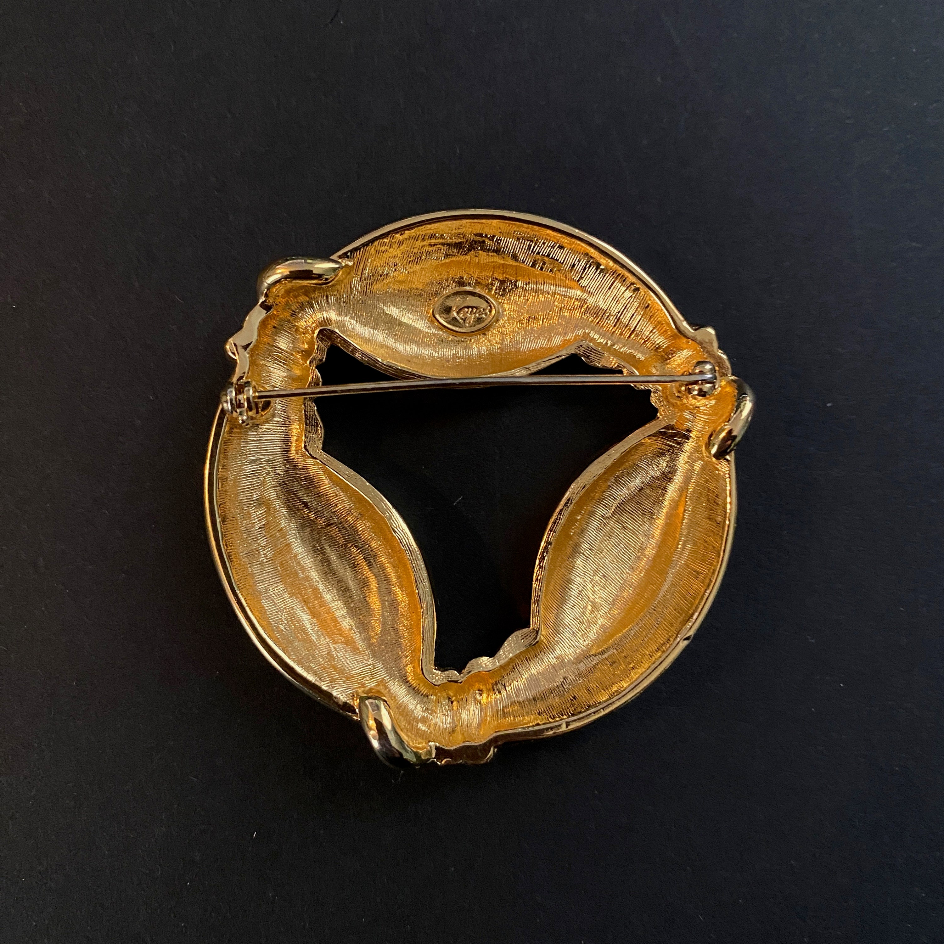 Broche Ancienne En Plaque Or Signée Kari M - Bijou Vintage à Collectionner Ou à Porter
