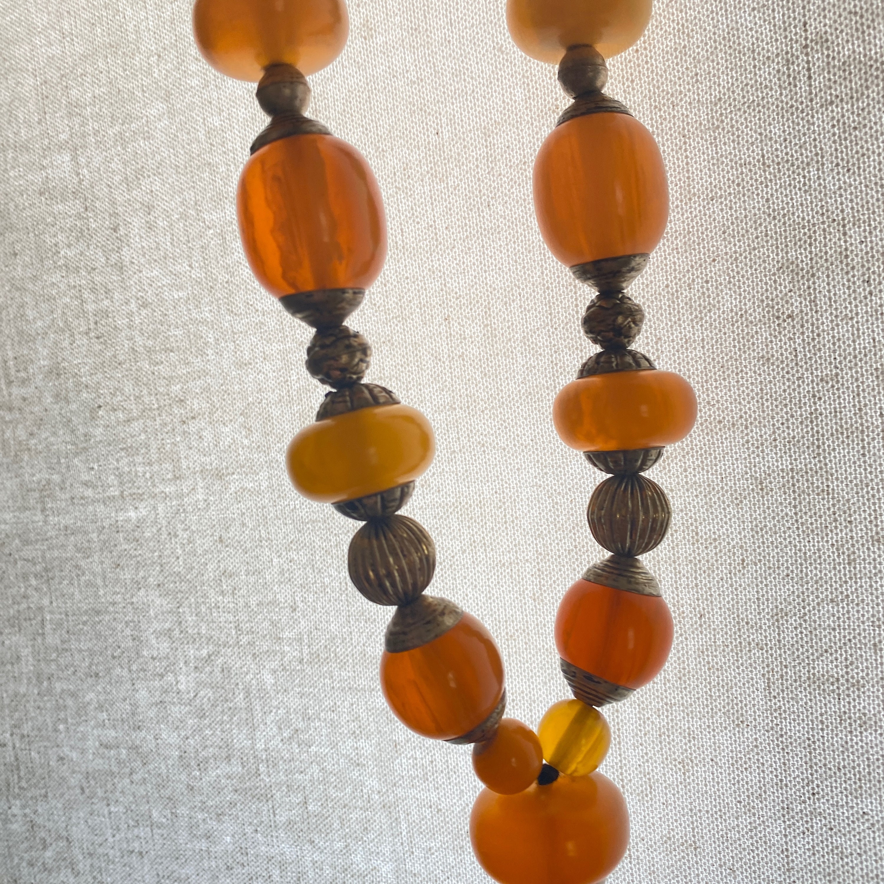 Collier africain en perles de verre recyclé - Ghana - Textiles, accessoires et bijoux/Bijoux - Rivière Salée