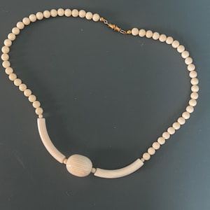 Lovely Cream French Galalith & Glass Bead Choker Necklace
