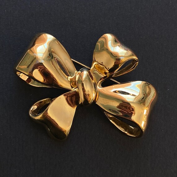 Large Classic CINER Gold Plated Bow Brooch - image 2