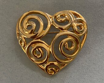 Gorgeous Gold Plated Filigree Heart Brooch
