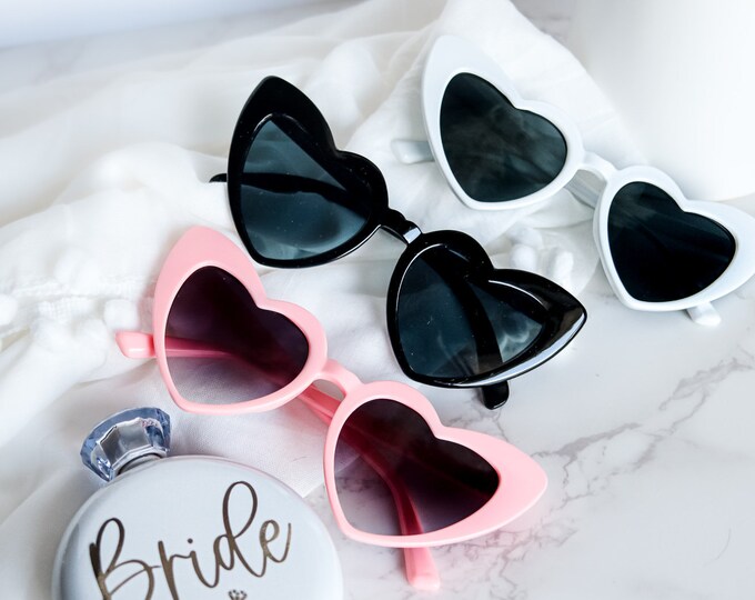 Bachelorette Party Sunglasses Retro Heart Sunglasses Babe Gifts Beach Bride Bachelorette Party Favors Bride Sunglasses