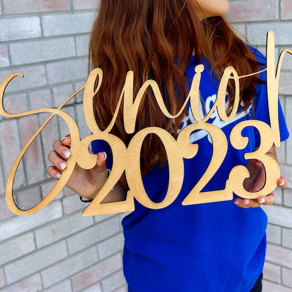 Senior Sign, senior 2023, photo prop sign, graduation pictures sign, senior photo session prop, graduation pictures prop, sign for pictures