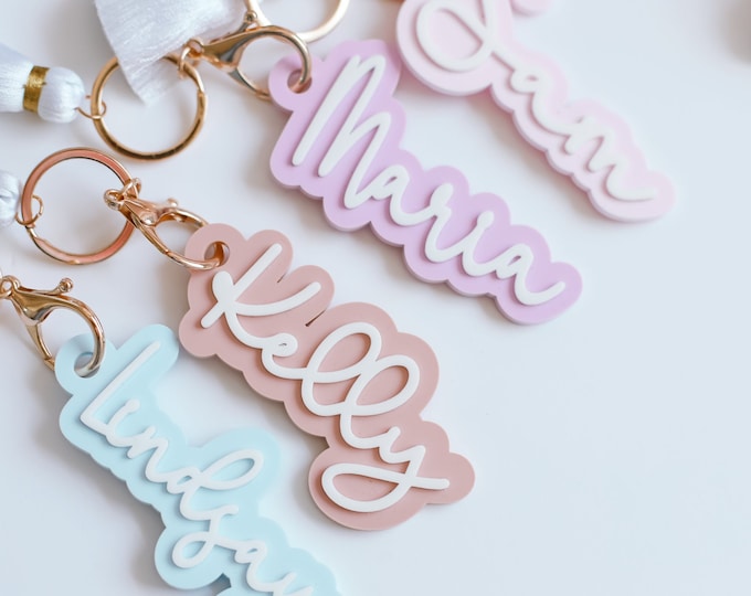 Personalized keychain for girls, bridesmaid keychain, custom name tag, backpack tag, backpack name tag, keychain Personalized, lunchbox tag