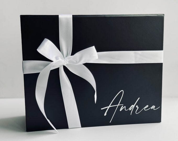 Black Box - Graduation Empty Gift Box Stylish Minimalistic Fashion Gift Box Proposal Dark Aesthetic Box Bridesmaid Box Maid of Honor