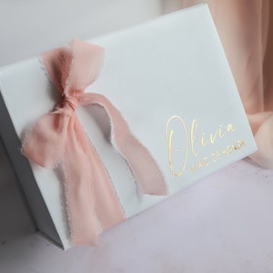 White Magnetic Box -Gift Box Bridesmaid Empty Gift Box Proposal Magnetic Gift Box |Bridesmaid Box| Maid of Honor Gift Box| strong White Box