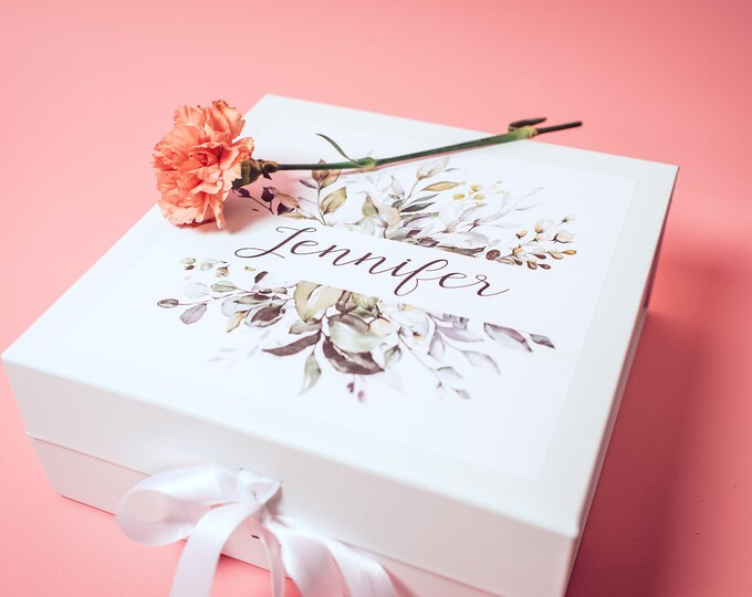Greenery gift box, personalized gift box, personalized greenery gift box. Will You Be My Bridesmaid Gift Box Personalized gift box Empty Box
