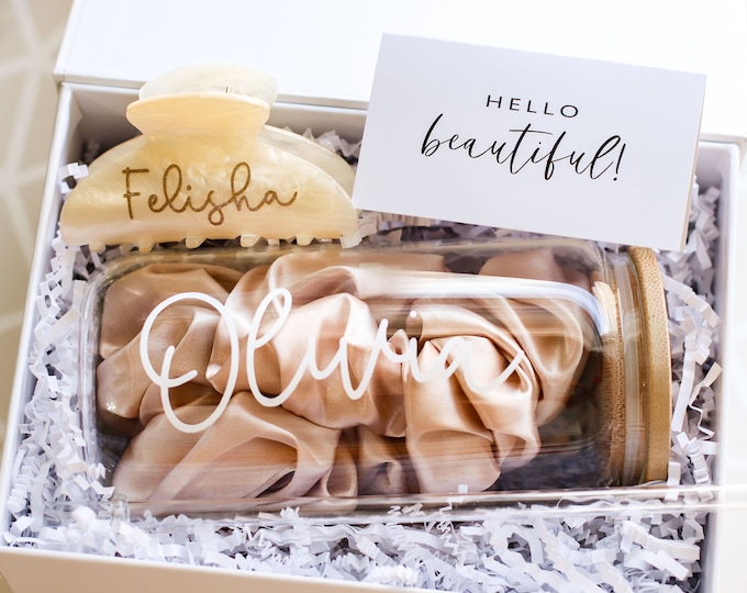 Personalized Iced Coffee Cup Birthday Gift Cup with Lid and Straw Gifts for friend Women, Bridesmaids glass cups with lid and straw