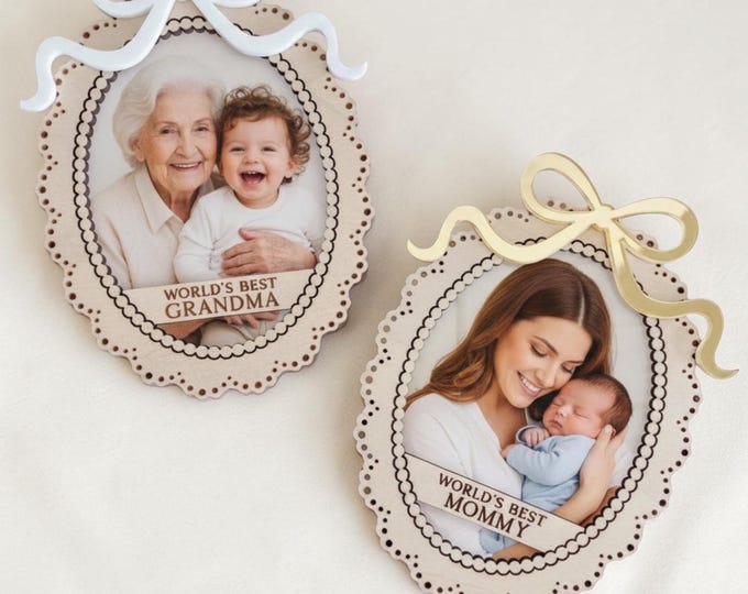 Personalized Mother’s Day Photo Ornament, Custom Mom Gift, Grandma Gift, Heirloom Frame, Scalloped Photo Frame, Baby Picture Gift, Heirloom