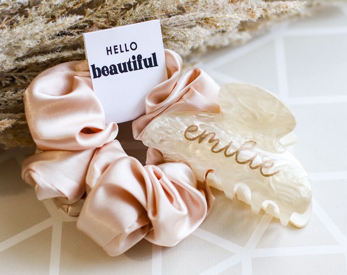 Bridesmaid Scrunchies Silk Satin Soft Personalized Hair Claw Claw Hair Scrunchies Hair Accessories for Her Perfect Bridesmaid Proposal Gift