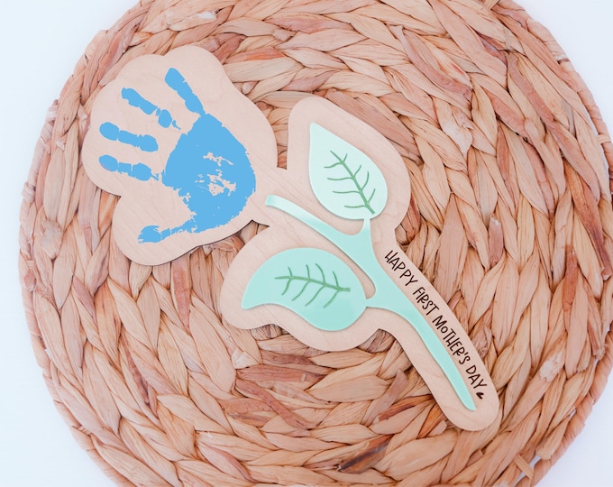 Mothers Day Handprint Sign, Baby Handprint sign, First Mothers Day gift, Mothers Day gift, kids handprint gifts, kids crafts for mom