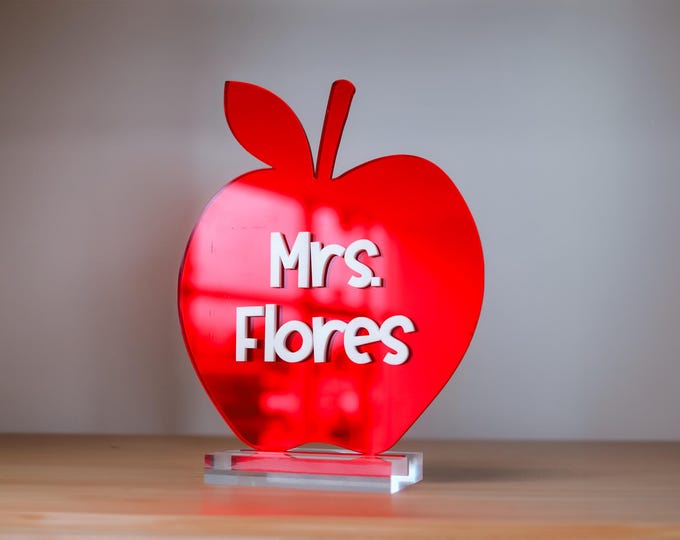 Custom Apple Name Sign, Personalized Teachers Gift, Classroom Decor, Back to School Gift, teacher appreciation gift, teacher desk accessory
