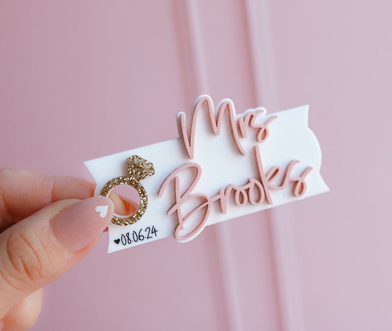Wedding day gift future Mrs gift, future Mrs cup name plate, future Mrs Stanley name plate, tumbler topper for bride to be Stanley topper