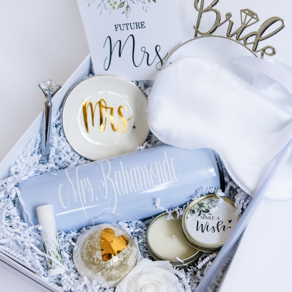 Future Mrs gift Bride to be Box- Fiance Gift- Engagement Gift- Bridal Shower Gift- Future Mrs Gift for Bride- something blue