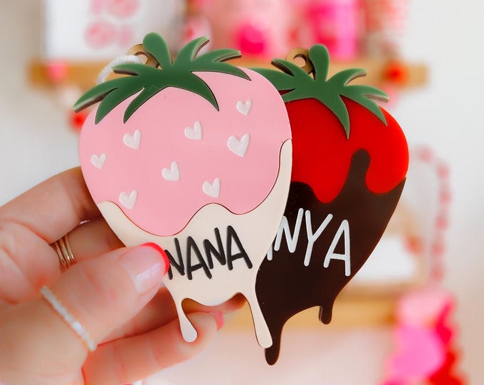 strawberry name tag, strawberry name tag, valentines basket tag, love basket tag, strawberry  charm, personalized strawberry tag