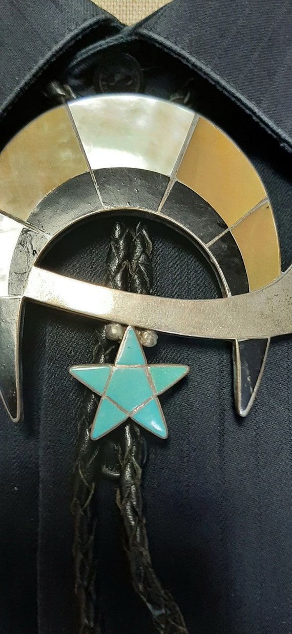 Cravatte Amérindienne Bolo Tie Zuni - Cuir Et Argent - Occasion Superbe état