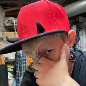 Lightweight Daily Wear Devil Horn Snapback (please read description!)