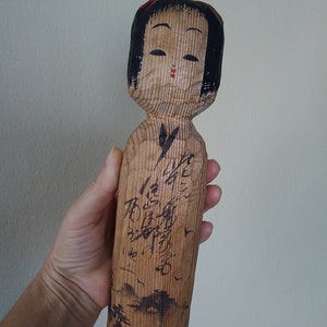 bambola di legno kokeshi dipinta a mano vintage Giappone