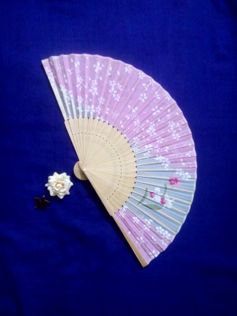 Vintage japanese fan hand fan original Japan handpainted flowers golden waves silk wood folding fan pink white silver gold sakura flowers