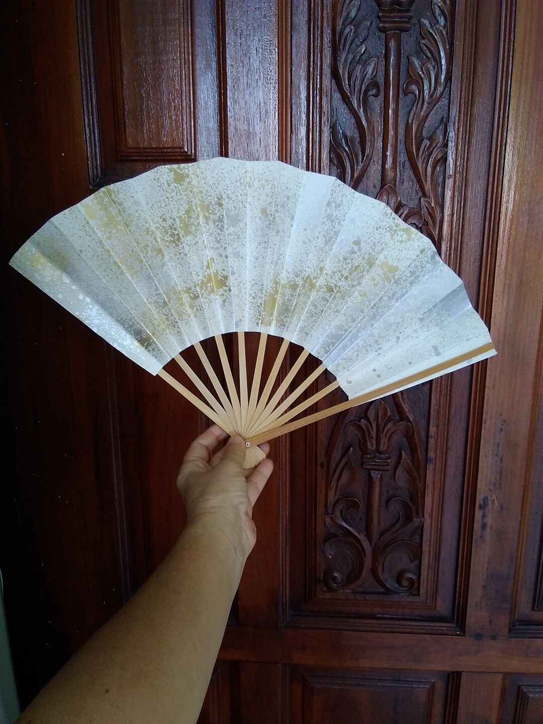 Vintage Japanese Paper Wood Fan Big Hand Fan White Silver Gold Original ...