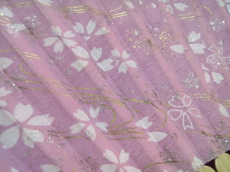 Vintage japanese fan hand fan original Japan handpainted flowers golden waves silk wood folding fan pink white silver gold sakura flowers